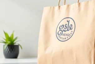 Efficiently packed products in a durable torba papierowa demonstrating eco-friendly packaging